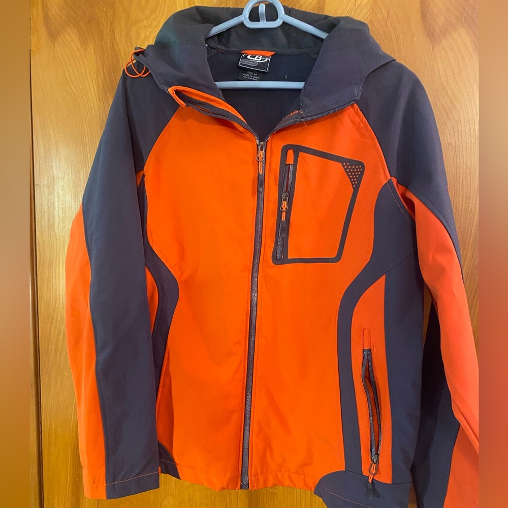 Boys orange and gray coat, like new